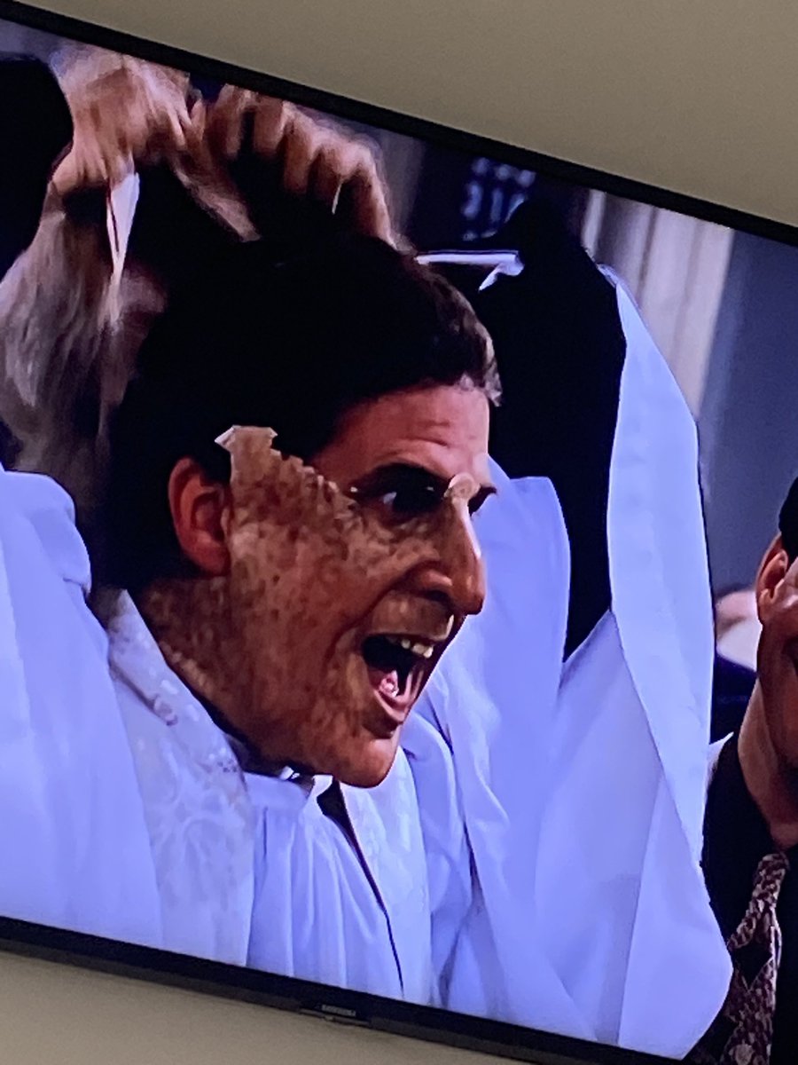 jaywaydan's tweet photo. This terrified me as a kid. #ThreeMenAndALittleLady https://t.co/i5UnV5wfS9