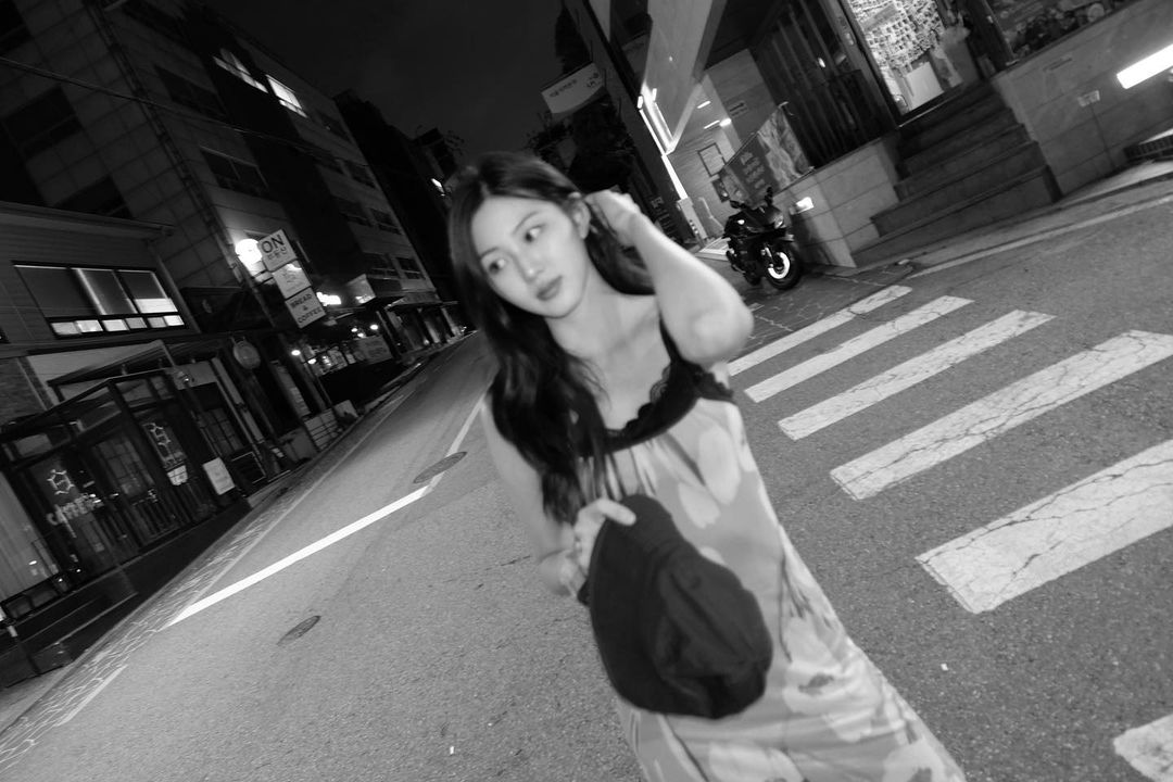 summerspoem's tweet photo. 230730  |  superb_ean instagram post update

🧊

#권은빈 #KWONEUNBIN https://t.co/FLYNkEF3BO