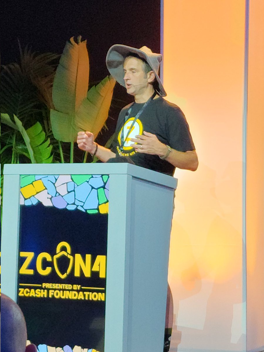 ZcastEsp's tweet photo. Hablemos de la sustentabilidad y resiliencia de #Zcash con @zooko
#Zcon4 https://t.co/5SRHpUE8Ym
