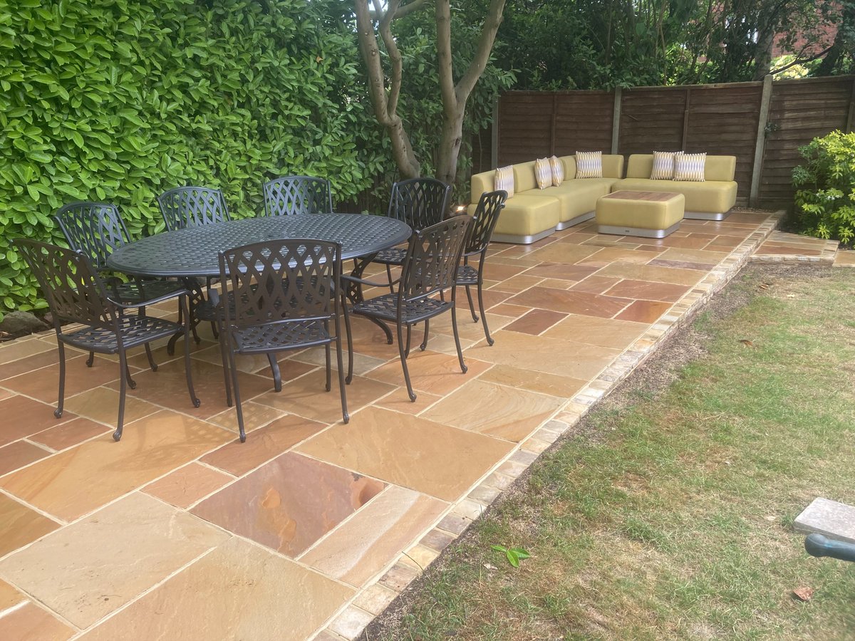 Green and Ground tweet media