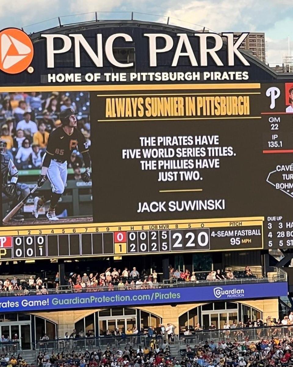 Penguins Jesus tweet media