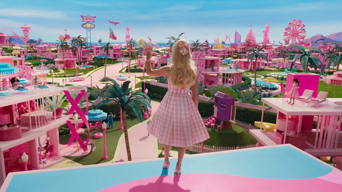 Soag_En's tweet photo. Barbie has earned over $700M worldwide. https://t.co/mtyLfKHUk9