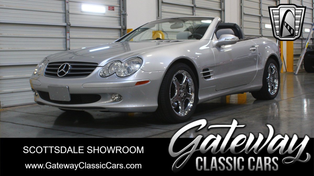 Gateway_Classic's tweet photo. 🚗24 Hours remaining to get your bid in on your dream machine! 🏁 From sleek vintage beauties to roaring muscle cars, this is the ultimate car lover's paradise! 🌟  https://t.co/PJFIDaHcfB #gatewayclassiccars #gatewayclassicauctions #dreamsdriven https://t.co/O39Zj7BNXP