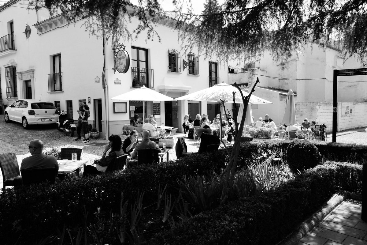 finbuchanan's tweet photo. The streets of Ronda, Andalusia, Spain. A beautiful town full of character and charming streets and architecture with spectacular views from its elevated position for miles around.
#ronda #andalusia #spain #leica #leicaq #streetphotography #spanishlife #spanishculture #rondaspain https://t.co/SKBFd60Sq9