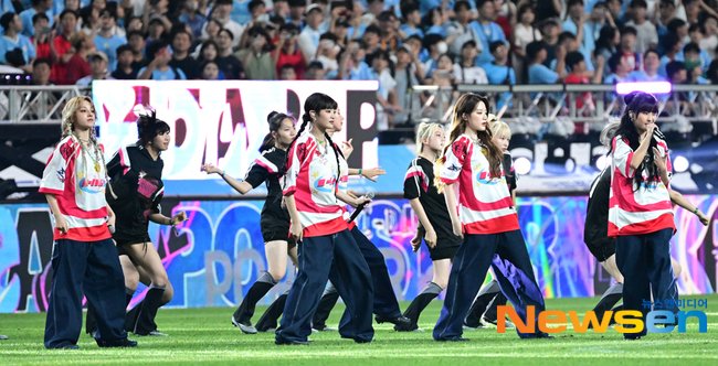 neuktokki's tweet photo. [PRESS] 230730 (G)I-DLE - Coupang Play Series

#GIDLE #여자아이들 #GIDLE_HalftimeShow https://t.co/uw2lPlBa09