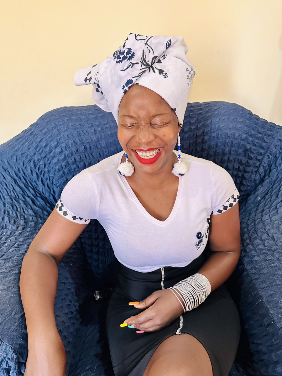 NwaJikaThePoet's tweet photo. Switirhela Ku Lulama🙏🏽🙏🏽❤️❤️. https://t.co/v1hGDXcrjm