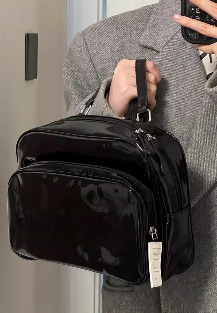 Peepinkshop's tweet image. หาเจอแล้วกระเป๋าเป้หนังที่จริงใจ สะพายได้แบบ Everyday look จะไปทำงานหรือเที่ยวก็ได้หมด มีช่องกว้างให้ของถึง 2ช่องเลย ราคาลดเหลือใบละ 290.-