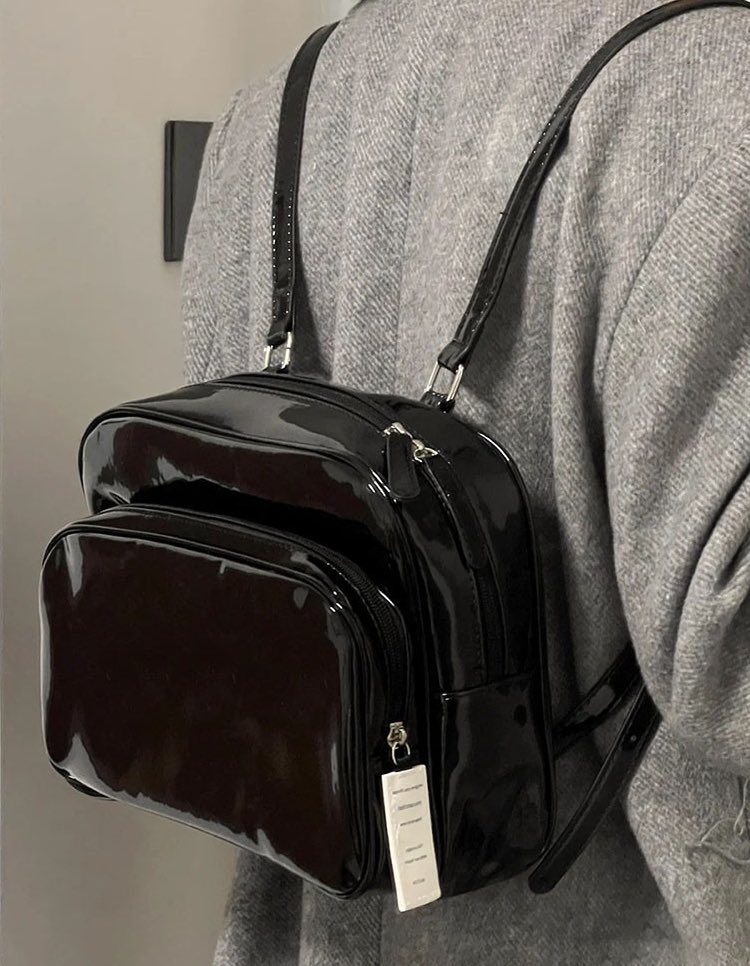 Peepinkshop's tweet image. หาเจอแล้วกระเป๋าเป้หนังที่จริงใจ สะพายได้แบบ Everyday look จะไปทำงานหรือเที่ยวก็ได้หมด มีช่องกว้างให้ของถึง 2ช่องเลย ราคาลดเหลือใบละ 290.-