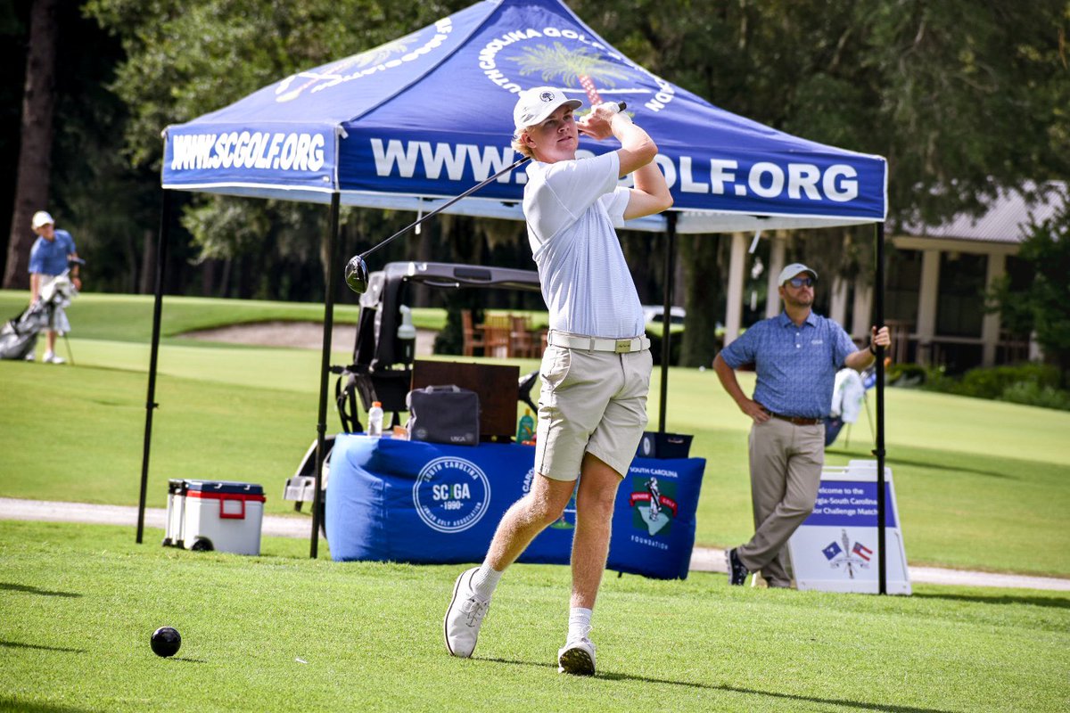 SCGA1929's tweet photo. The final round of the 48th Annual GA-SC Team Matches are underway! After day 1, team SC finished with 5.5 points and team GA finished with 2.5 points.
Which team will take home the Mace..?!ππ #letsgoSC
Live scores & results π² https://t.co/A5CfLpiL4Z https://t.co/ms0VaUuhea