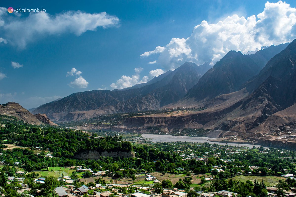 salmankub's tweet photo. Beautiful Ayon valley
Chitral lower,
#salmankub #salmansphotography #chitral #chitralvalley #Pakistan #travelphotography #NaturePhotography #PakistanZindabad 
@DCLowerChitral @MaulanaChitrali @Pakistaninpics https://t.co/Pvh0xxNOMo