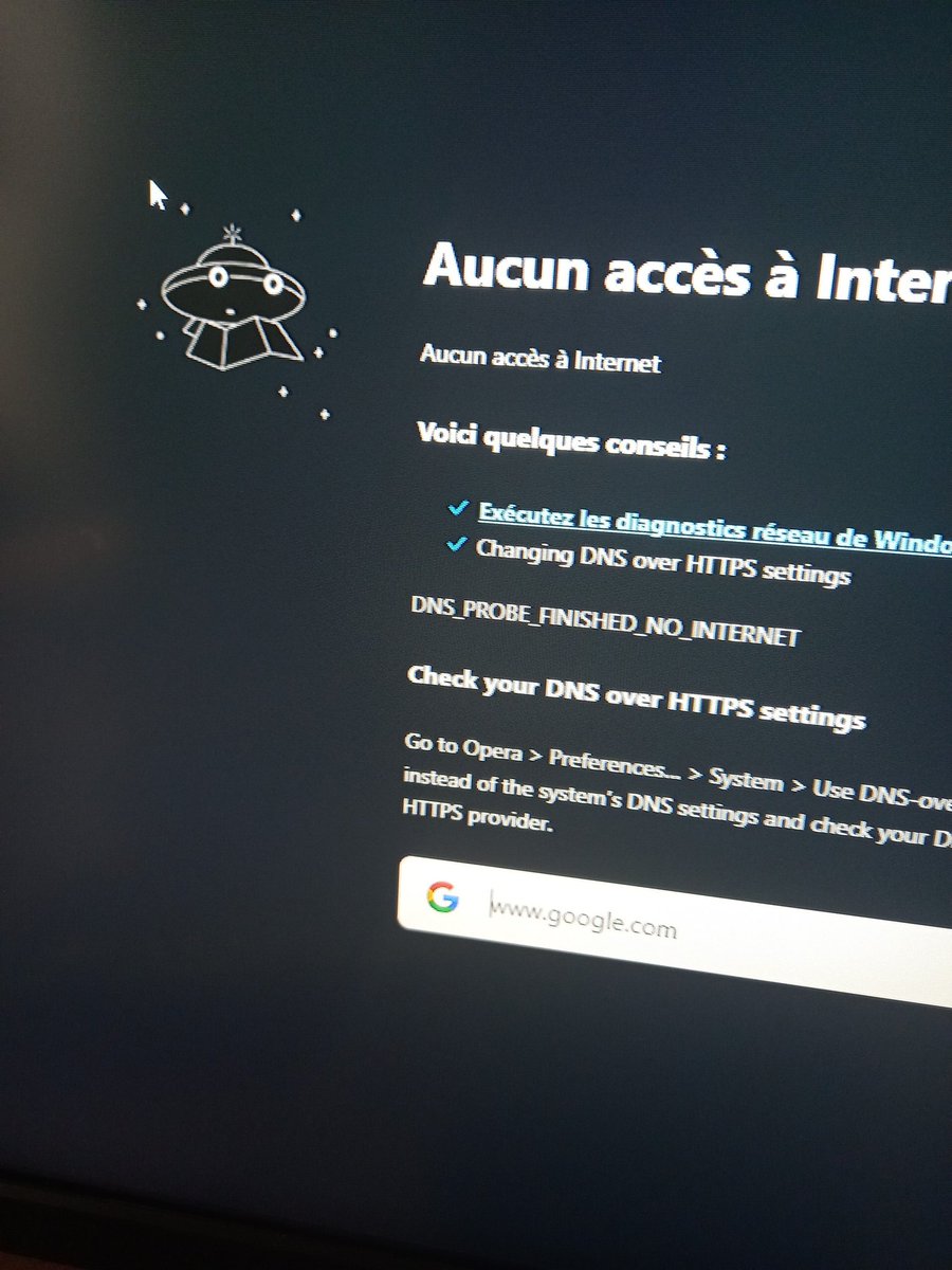 Name3333_'s tweet photo. Vous avez vu, on prépare à lancer le live, et zncore grâce à @SFR, toujours le réseau qui saute....
5 fois en 1 mois, vous allez faire quelques choses @SFR_SAV ou bien faut aller voir des responsables à forces 😭😭

#sfr #panne https://t.co/Hj2rpGEsol