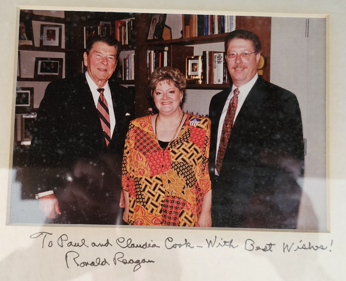 LPaulCook's tweet photo. U F Os and what President Reagan I asked him if there were alien life forms in space. His answer was: "Well, we know they are out there....... don't we?" I took that to mean yes, but then he covered is mistake of telling us that by adding the "don't we?" after a pause. https://t.co/RQxckt1mIq