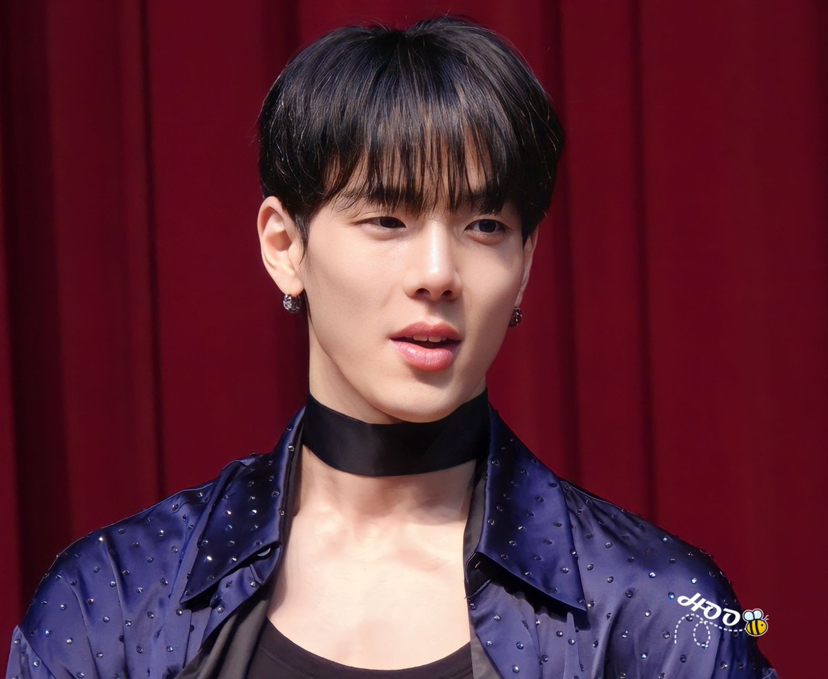 chw0714_'s tweet photo. 230730 비트로드 #셔누
앞모습!  옆모습도!
완벽‼️‼️‼️

#MONSTAX #몬스타엑스
#셔누X형원  #SHOWNU https://t.co/93sgZzYJsH