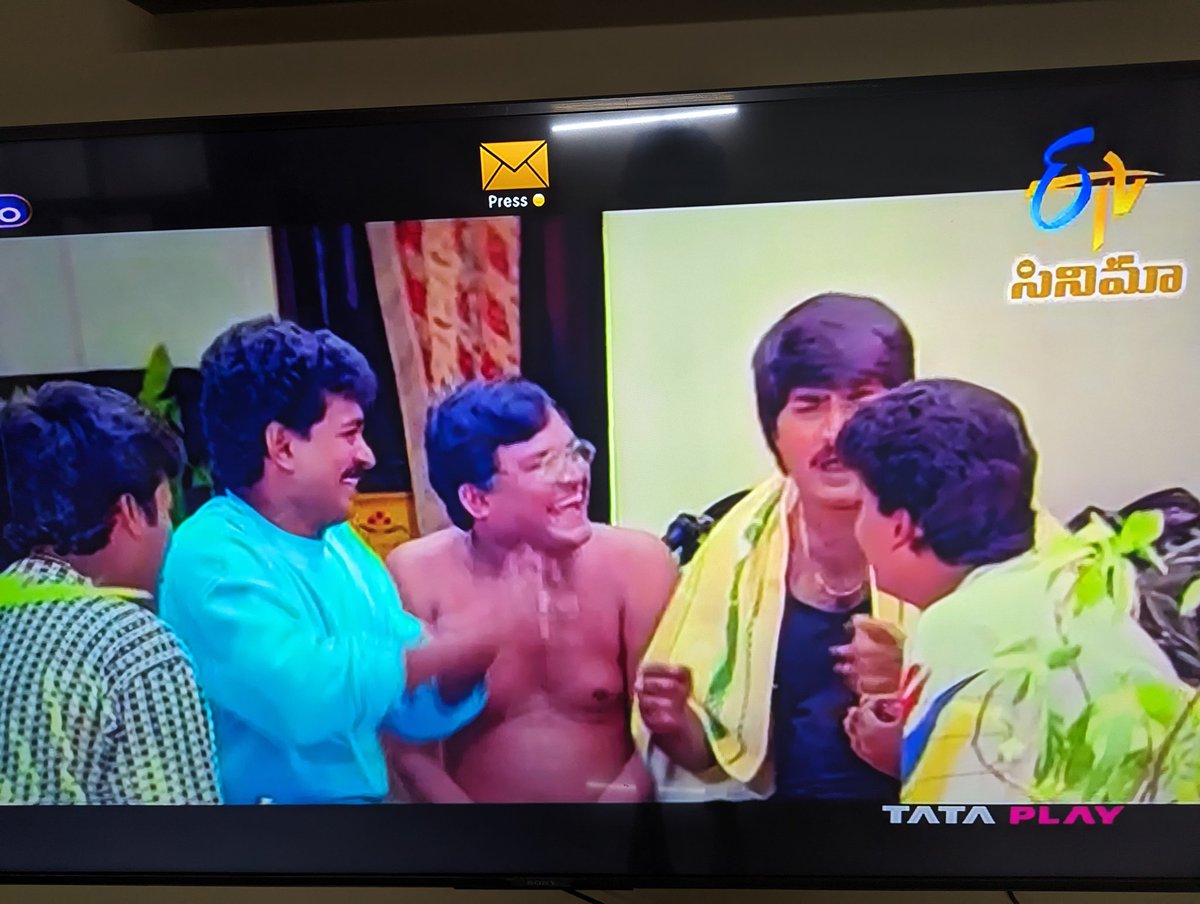 smayurk's tweet image. True to its name, #Vinodam is the most wholesome film in #SVKrishnareddy &apos;s filmography. A thread.