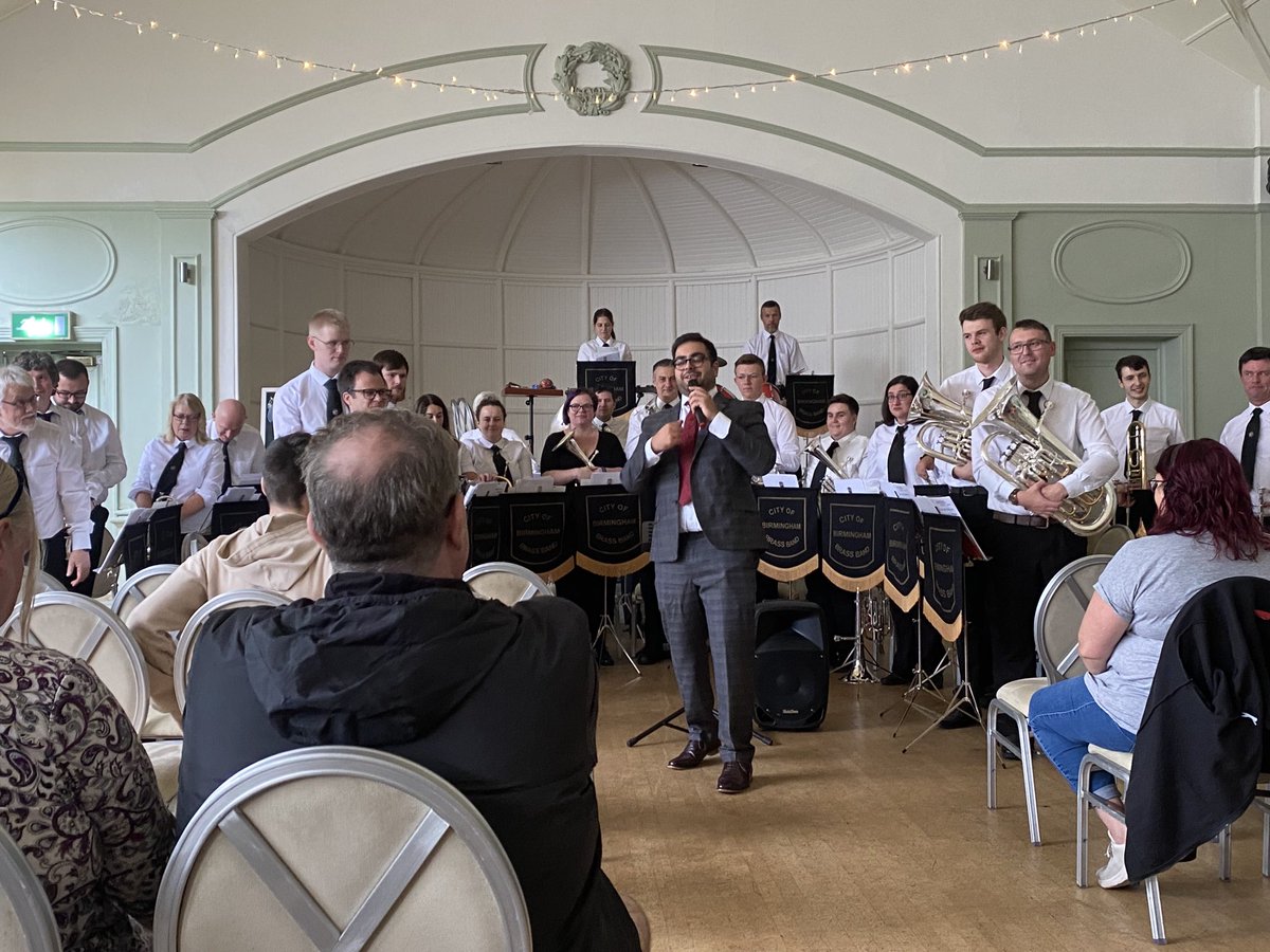 Delightful way to spend a Sunday afternoon with The City of Birmingham Brass Band 😀
They are very good &amp; richly deserve their promotion to the second tier national brass bands 🎉🎉
⁦<a href="/BirminghamBrass/">B'ham Brass Band</a>⁩
