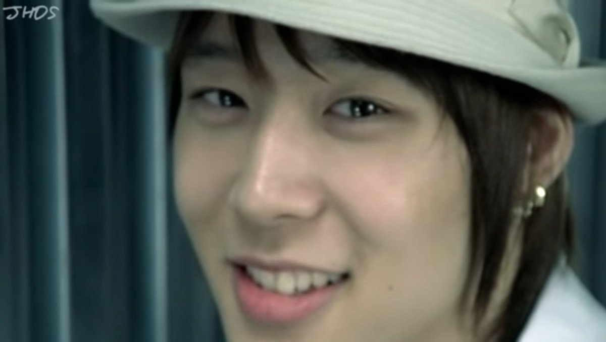 aidadagherlb's tweet photo. Some adorable pics of 🌟Yuchun🌟 from my 🌻precious private souvenirs' Album...🙏🏻😍🍀❤️🎐🥰🤴💙6️⃣0️⃣0️⃣2️⃣🌟💫✨️🕊
#YUCHUN #ParkYuChun #Guardians_of_Yuchun #alwayswithYU #BelieveinYU https://t.co/4D9U68x73n
