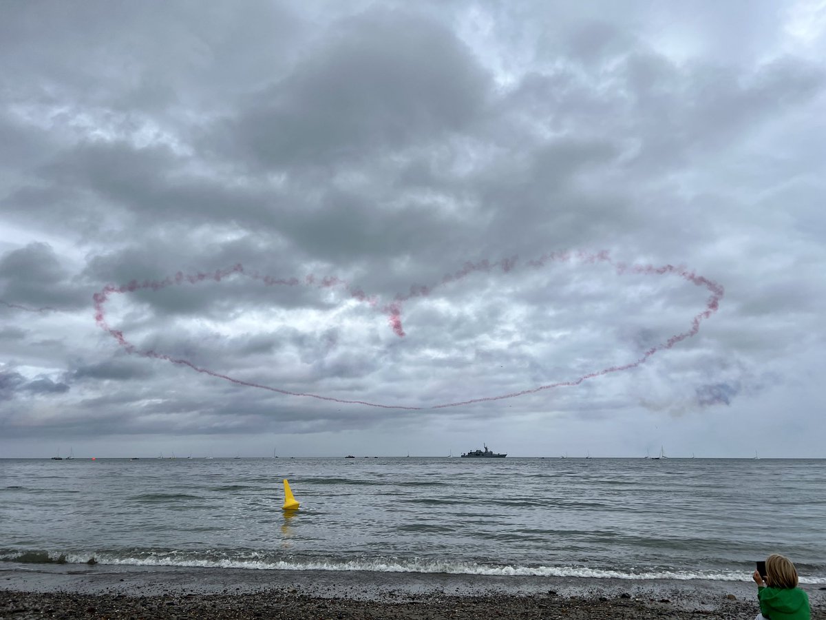 ❤️ for Sinead O’Connor by ⁦<a href="/rafredarrows/">Red Arrows</a>⁩ <a href="/BrayAirShow/">Bray Air Display</a>⁩
