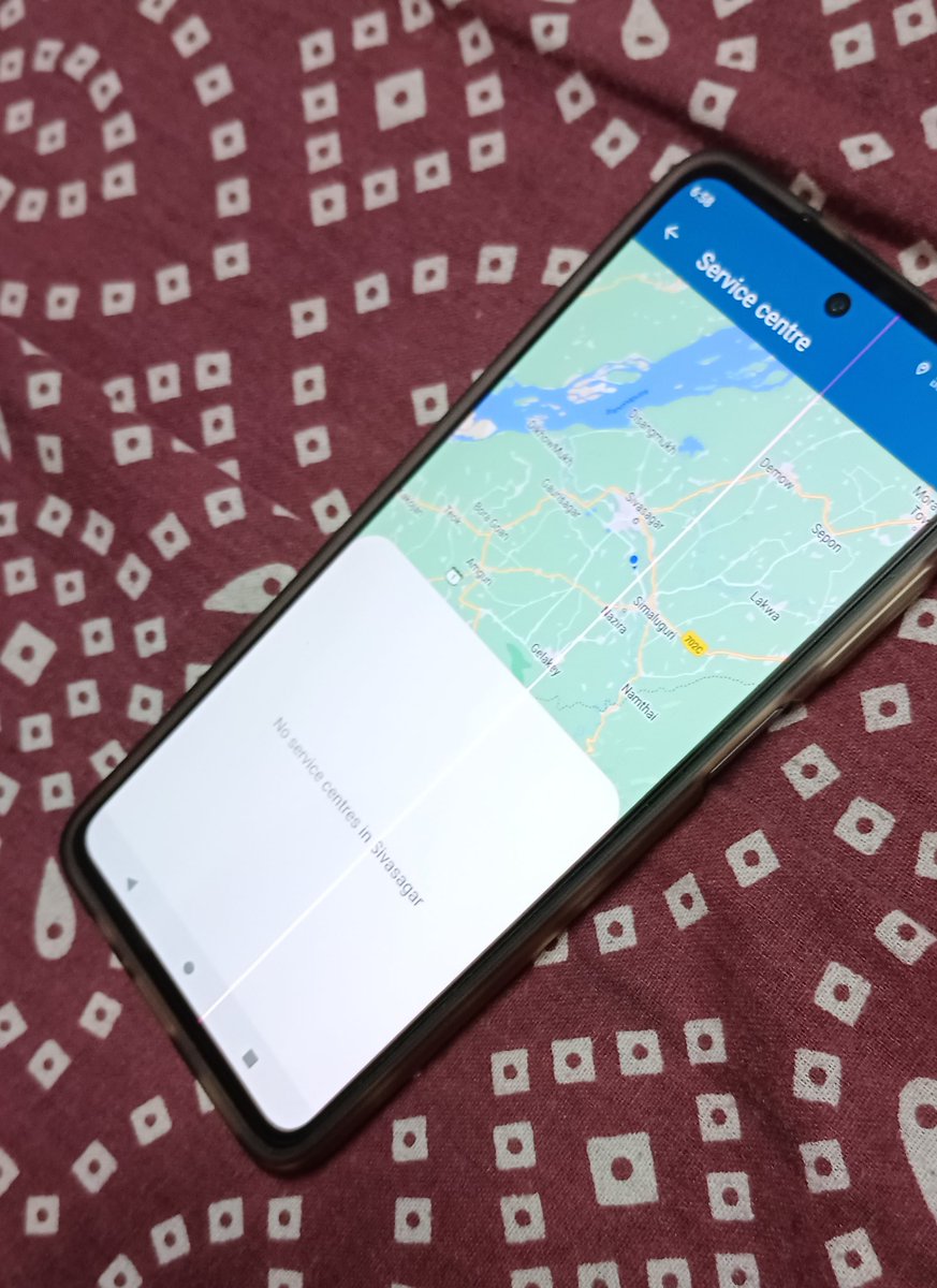 BorgohainRunald's tweet image. Today at the evening, suddenly faced the #pinklineissue on display. Resolve this as soon as possible @Moto @motorolaindia @Moto_Support.