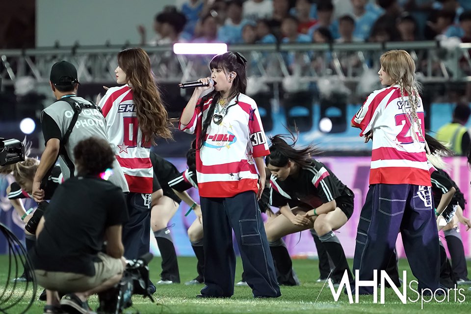 soyeon_th's tweet photo. [PRESS] 230730 #GIDLE_HalftimeShow “Manchester City vs Atletico Madrid”

ภาพโซยอนจากสำนักข่าววันนี้ค่ะ ⚽️

#SOYEON #소연 #전소연
#GIDLE #여자아이들 https://t.co/ncuq6ibXsO