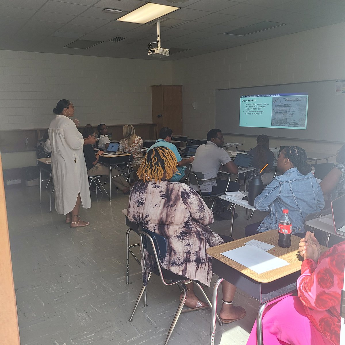 BSmithHCS's tweet photo. Friday was full of amazing professional development by our phenomenal Seconday ELA presenters! @ELA_HCS #enhancelearning https://t.co/CzsmndmIqO