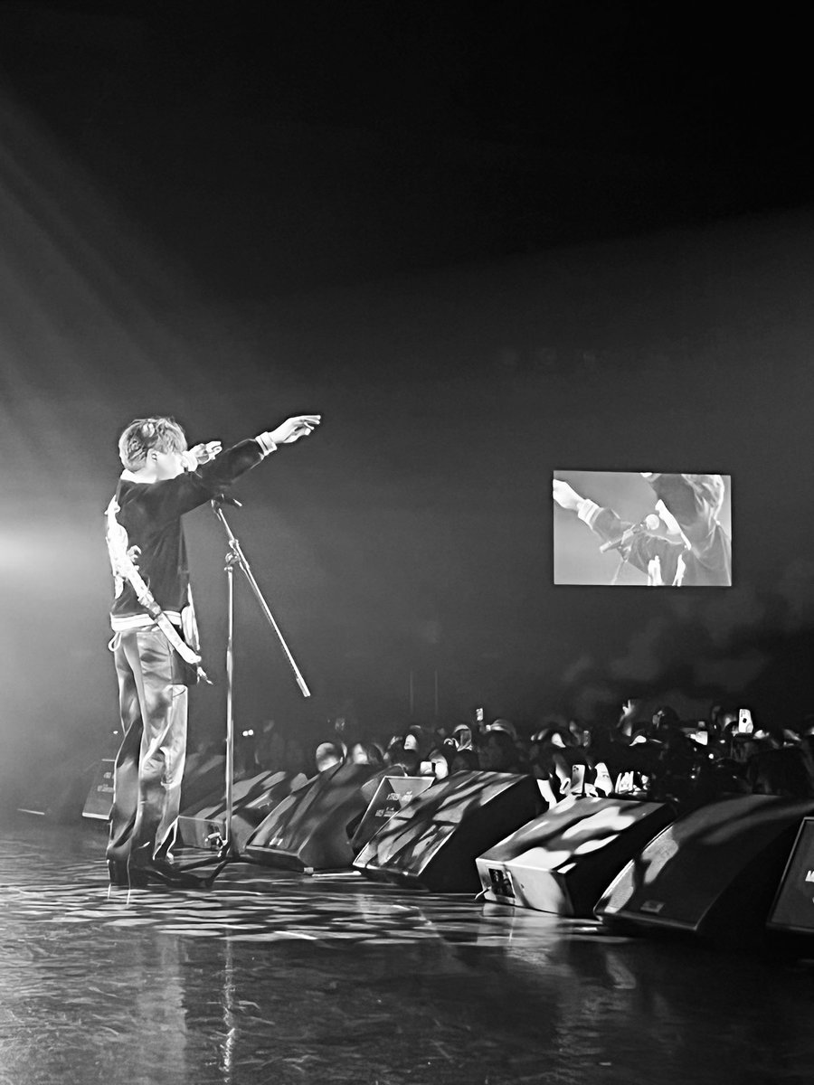Suppawan2514's tweet photo. So proud of you, Little Tiger! 🇯🇵🎸🔥🖤🐯
@perthppe 
#GMMTVMUSICON 
#GMMTV https://t.co/Pt5mIJ0sTi