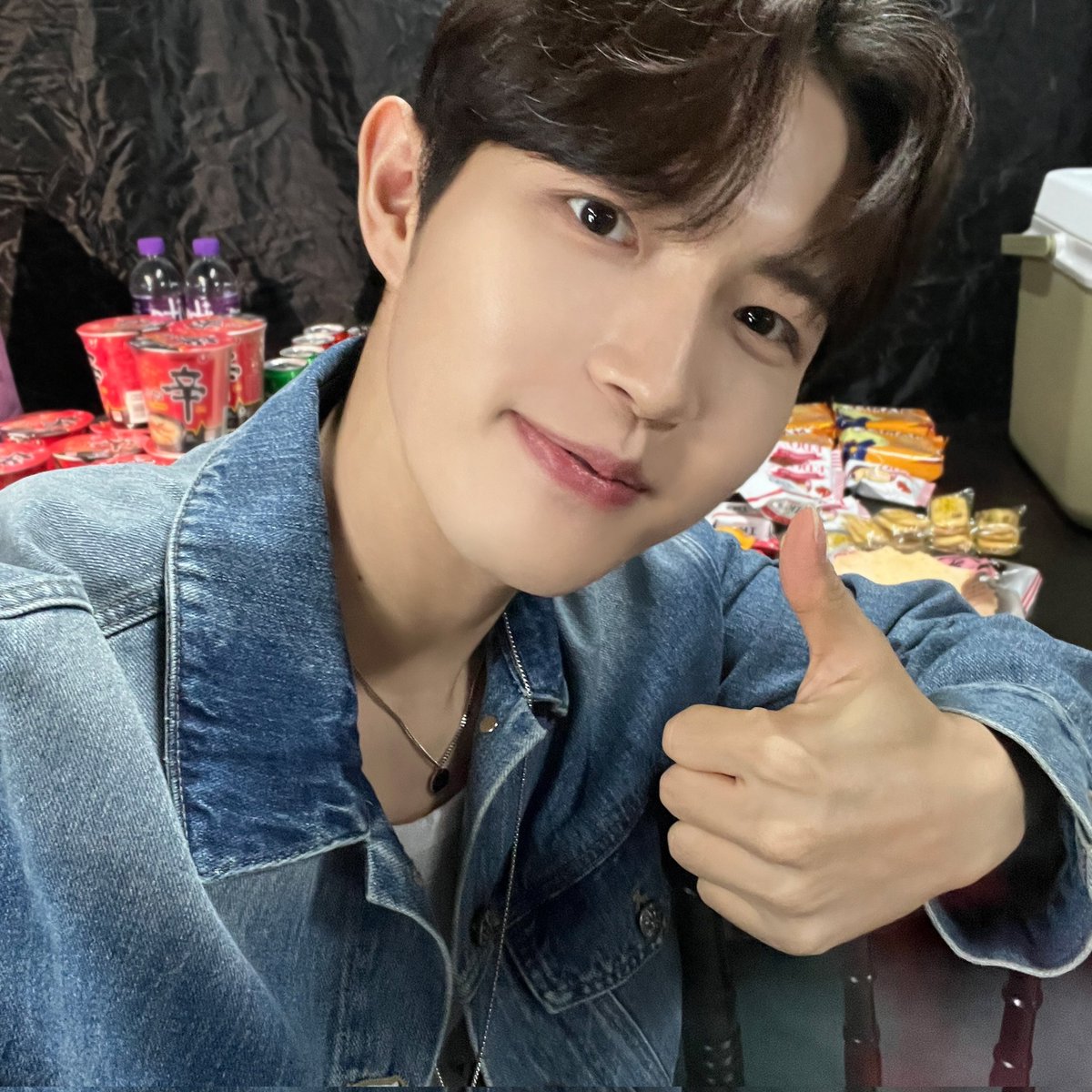 KJH_officialtwt's tweet photo. [#째니의발자국🐾]

보고 싶었어 마카오! 행복했던
KIM JAEHWAN 2023 FANMEETING
#JAM IN MACAU 🔥

너무 보고 싶었던 마카오 윈드! 🍃
덕분에 두 배로 즐거웠어 💚

언제나 완벽한 째니의 무대와
열정 넘치는 윈드가 만나 시너지 폭발 🧨

오늘 만남 오래오래 기억해요 🫶

#김재환 #KIMJAEHWAN https://t.co/MAhbhIYKIK
