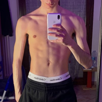 Twinkbottom03's tweet photo. 😈 https://t.co/JZfSdm33JE