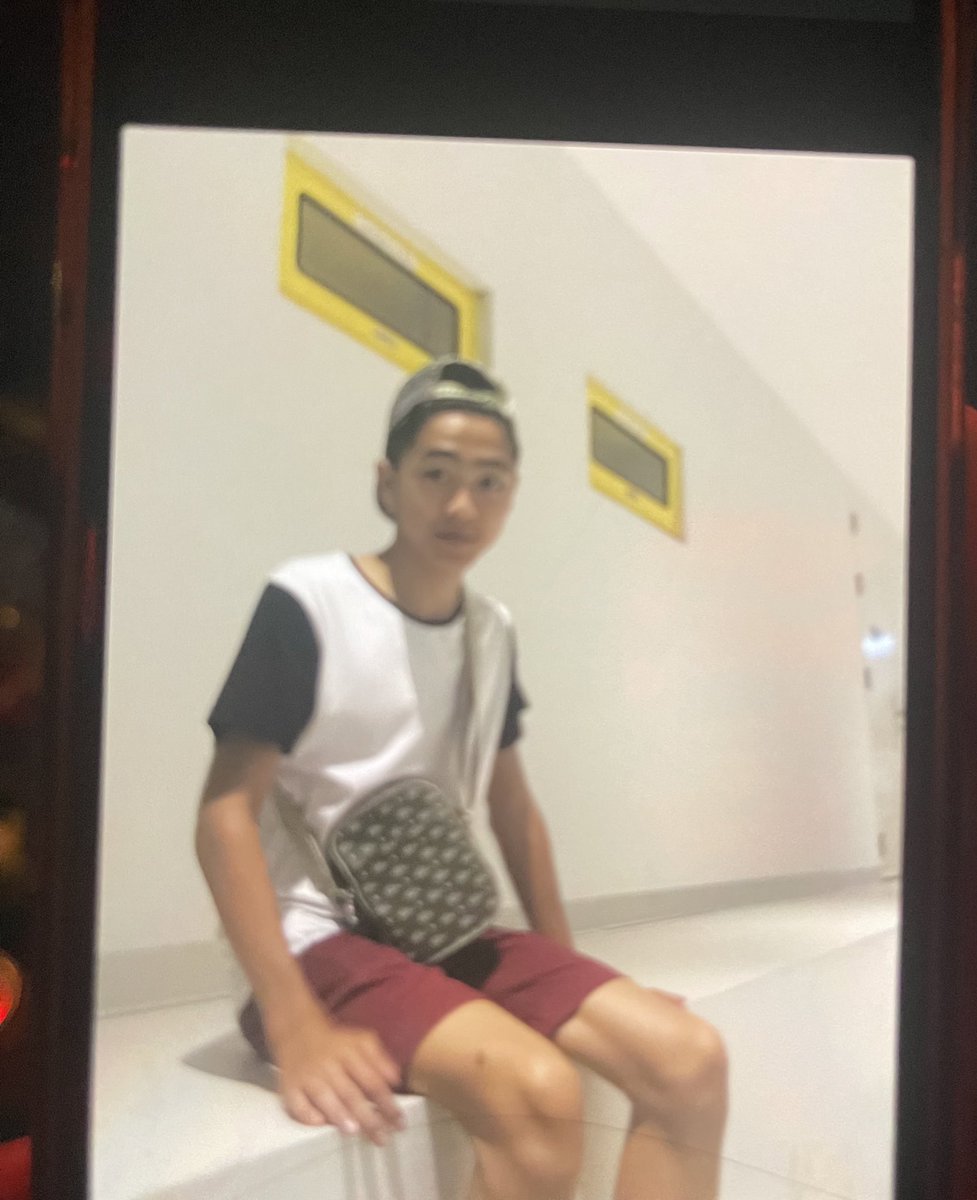 อู๋ท้าน้าบูน tweet media