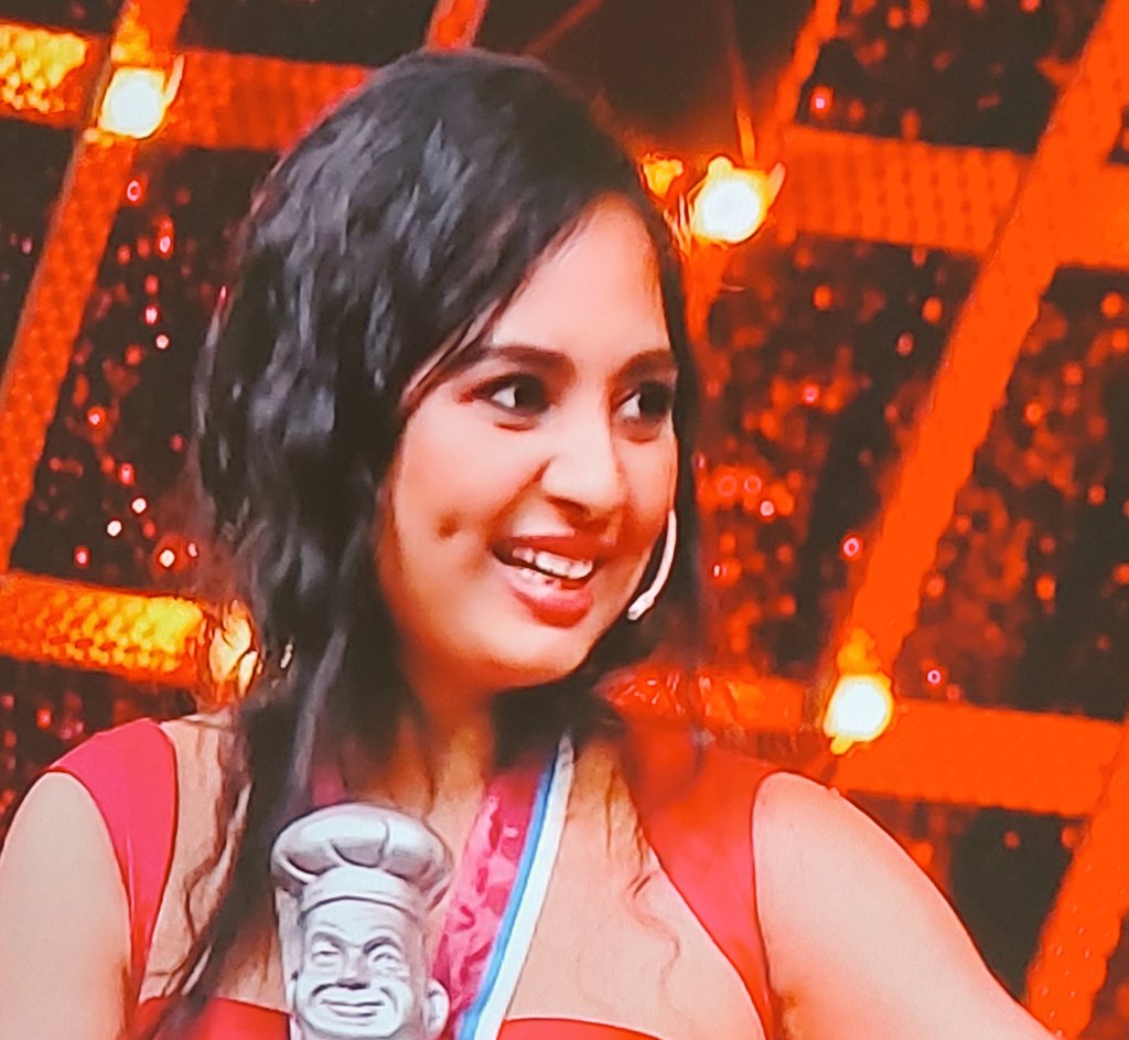 Nikhil195Nikhil's tweet photo. #CookWithComali4
⭐ 2nd place in CWC Season 4 - @srushtiDange 👏🏻👌🏻💥 🥳 #srushtidange #srushti
#cwc #cookuwithcomali
#CookuWithComaliSeason4 #gpmuthu #sivaangians #sivaangikrish #Sivaangi #pugazh #kuraishi #CookWithComali #cwc #cookwithcomaliseason4 #cwc4 #cookuwithcomali4 https://t.co/fWykZxAchA