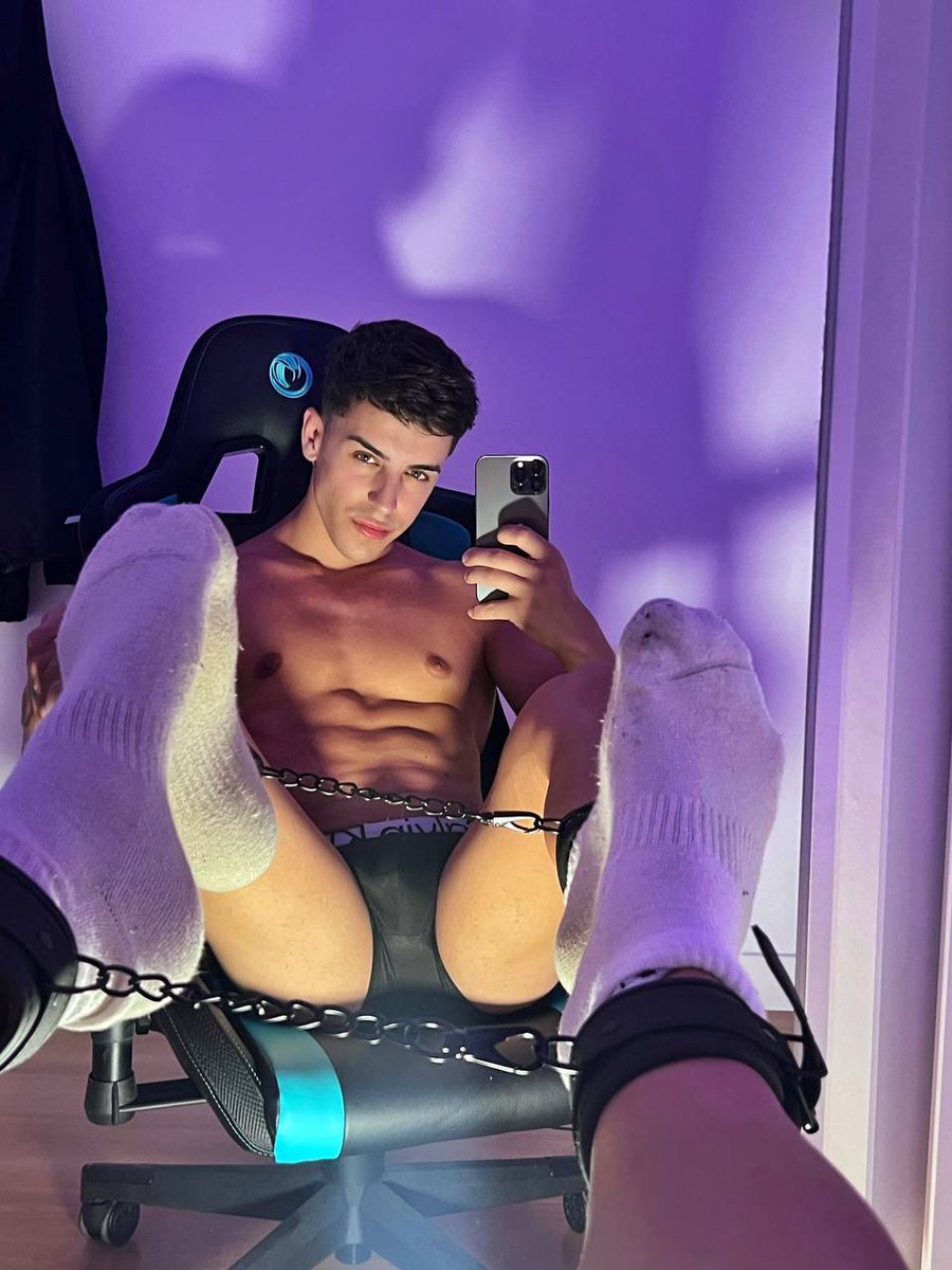 peach_adri12's tweet photo. RT if you want to be my submissive bottom 😈🍆

Onlyfans for only 3,5$ 😍

#fitness https://t.co/Fs6ARuCWvx