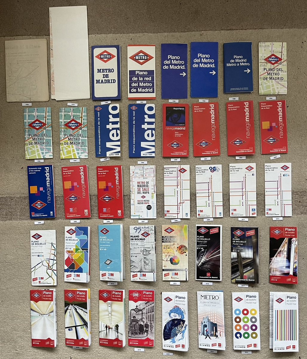 markovenden's tweet image. Talking of #Madrid, more foraging has uncovered this collection of @metro_madrid #transitmaps (almost entirely thanks to kindness of fellow collector Miguel Ángel Delgado Ruiz).
These just the “bolsillo” - pocket map - versions. Oldest is #1956. Do you have older ones? :-)
