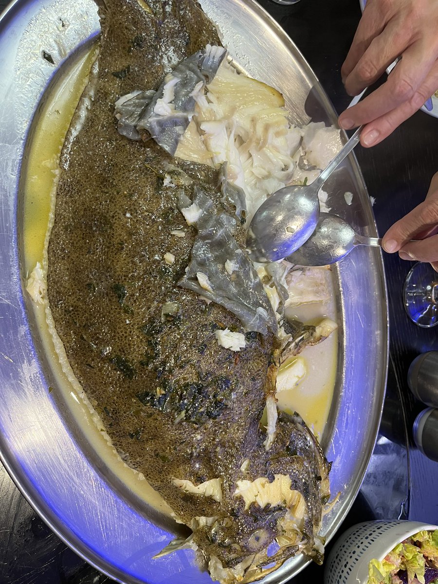 No7FishBistro's tweet photo. Loving life @robsim66 #simplyfish
OMG seafood and fish heaven.
All combined with a wonderful @LBWdrinksltd sparkling and @DomaineLaroche Chablis. https://t.co/IKwNy3Yh0a