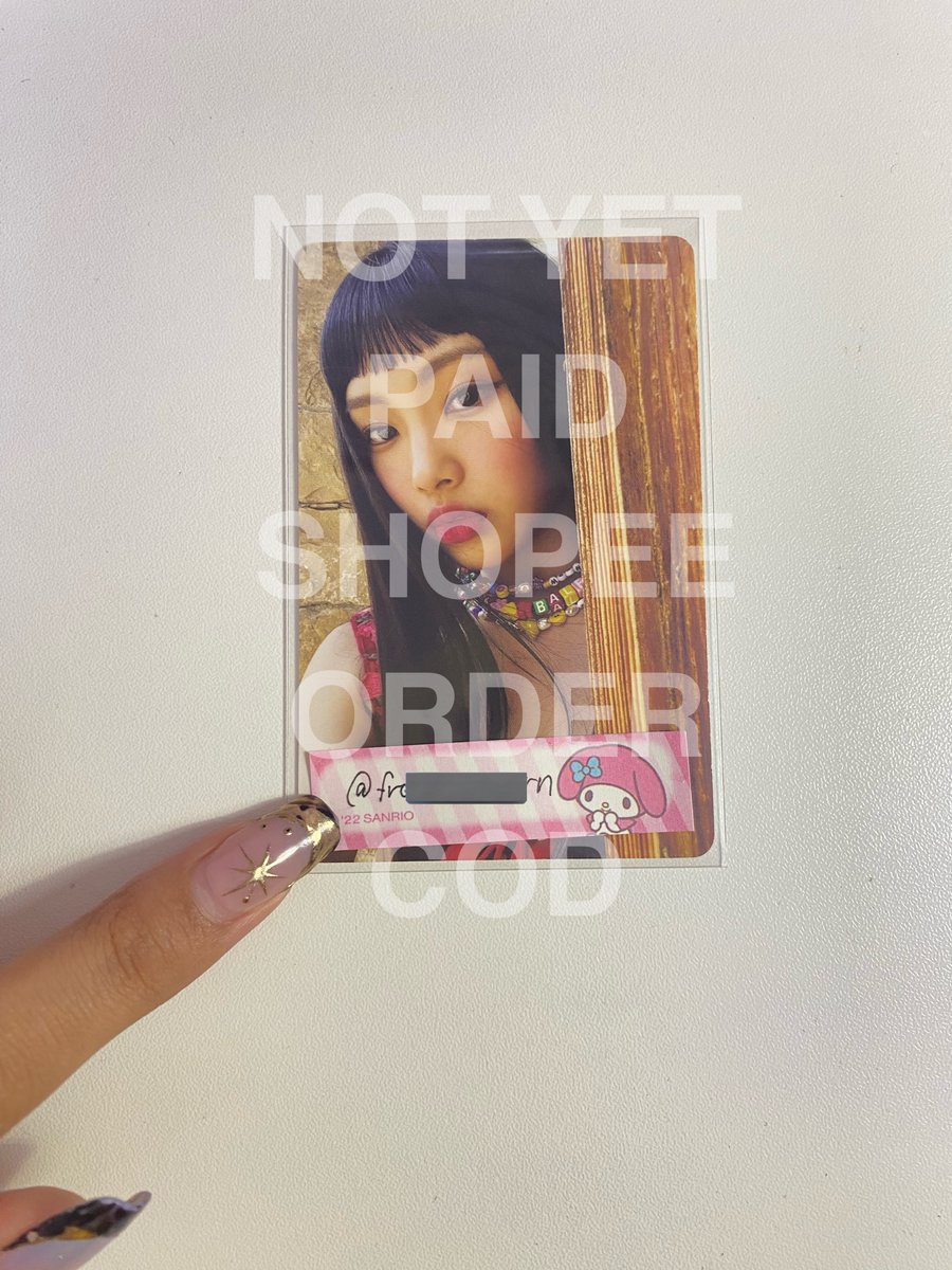 wtbpham's tweet photo. hello ! to spread awareness lang regarding doon sa scammer na ginamit yung photoproof tas blinock yung seller, much better to put watermark same sa photo below ^^ para iwas scam talaga sila tapos isesend mo yung without wm kapag paid na. 

pwede niyo rin lagyan ng username niyo + https://t.co/XVFCXbDh4w