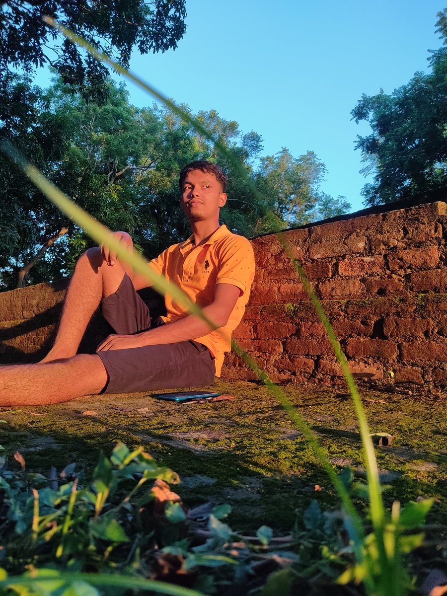 Meghnathcreati2's tweet photo. आज की तस्वीर 💚🍃😊 https://t.co/sMjXrJJBYr