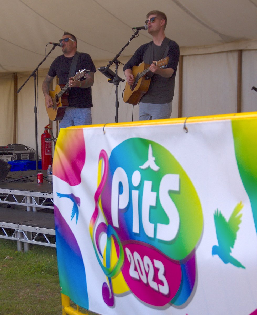 natfound's tweet photo. Saturday at #PitS23 was just the sunny vibe we love, despite the odd shower of rain keeping us on our toes! Richie and Dan kicked off the daytime entertainment, followed by the Abbaholics, which had the whole field dancing.
#NormalisingNudity #festivalwear #MUSICFESTIVAL https://t.co/TbKpj9xs62