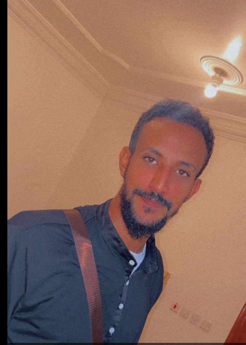 ⭕️ يا جامع يارقيب 
الشاب بشاره احمد الحميدى 
مفقود ليو شهر من ابو حمامه 
وحتى الان اهله ما عارفين عنه شي و لا توجد معلومة عنه 
اذا في حد شافه في معتقل او مكان يتواصل معانا هنا 👇🏽

٠٠٢٤٩١١١٠٩٠٩٨٤
محمد عبد المحمود