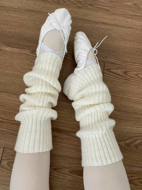 𝘣𝘢𝘪𝘭𝘢𝘳𝘪𝘯𝘰

𝘀𝘂𝗯𝘀𝘁𝗮𝗻𝘁𝗶𝘃𝗼 𝗺𝗮𝘀𝗰𝘂𝗹𝗶𝗻𝗼 

1.𝐁𝐀𝐈𝐋𝐀𝐃𝐎

indivíduo que dança profissionalmente, exibindo-se para o público, esp. balé; dançarino.