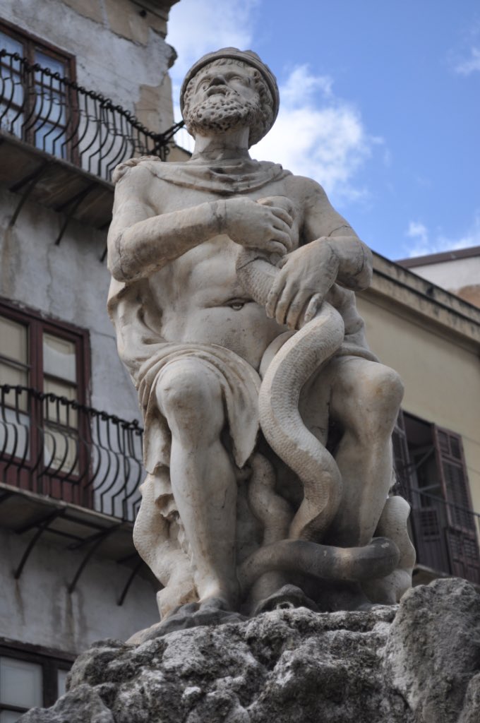 profilocriminale tweet media