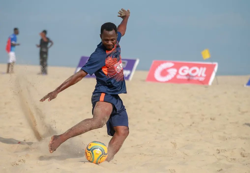 SenyaSharksBSC's tweet photo. GFA GHANA BEACH SOCCER LEAGUE 

📸// Exciting game yesterday with Sea Shark 

@beachsoccerGHA @Ghabscu
@BeachSoccer_WW @ghanafaofficial 

#BeachSoccer #Ghana. #SenyaSharks #League https://t.co/i6B7vZo8cC