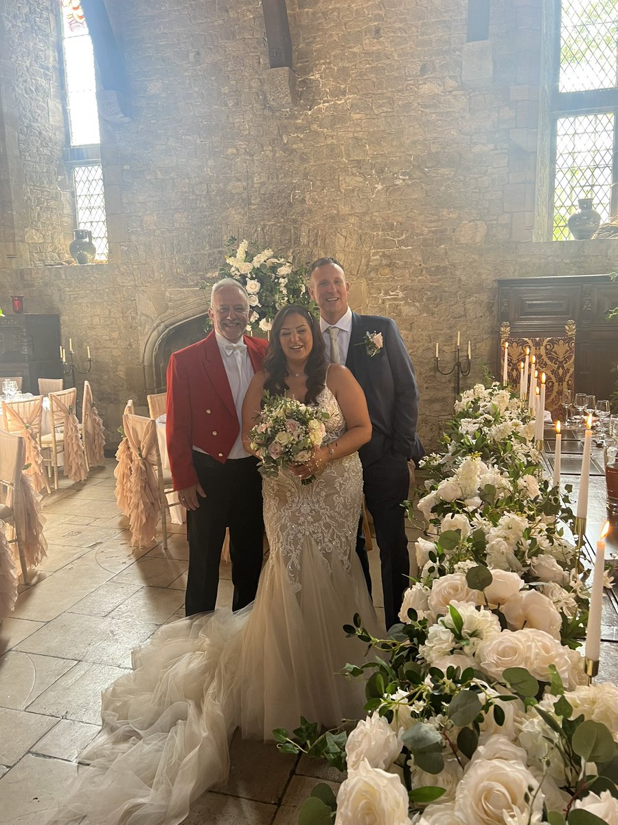 Saturday wedding! Congratulations Mr & Mrs Keenleyside! #AllingtonCastle #FairytaleWeddings