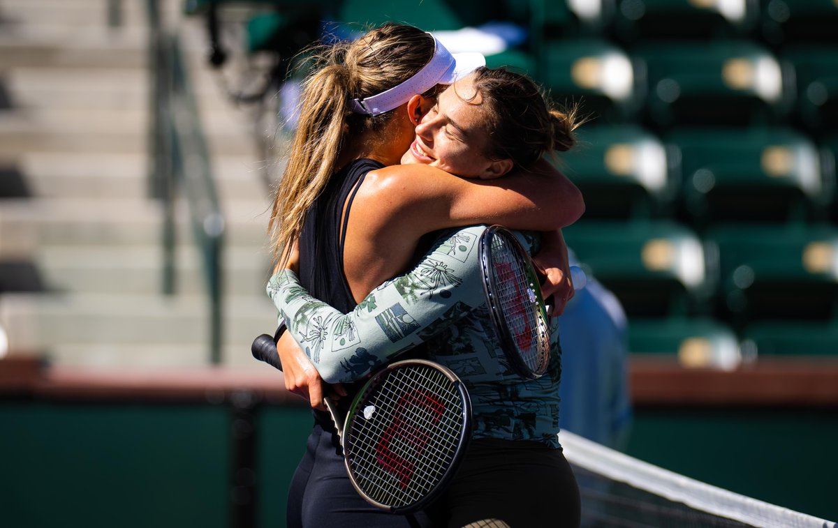 One of the best things about our sport is the friendships that it brings. Happy International Friendship Day! ❤️ @SabalenkaA @paulabadosa