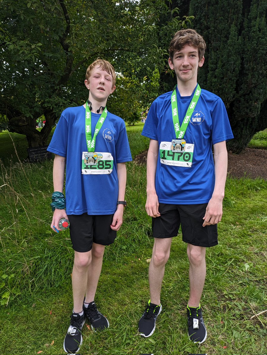 WNR_BELFAST's tweet photo. @WCBPEDept @Wellington_BT7
A shout out for these 2 amazing young men! Congratulations Alexander and Matthew on completing your 10km graduation run. They committed to training every week, in all weathers & smashed their targets!
Matthew: 53: 09 mins
Alex: 1hr 6mins
#dukeofed https://t.co/8nCYPHS02p