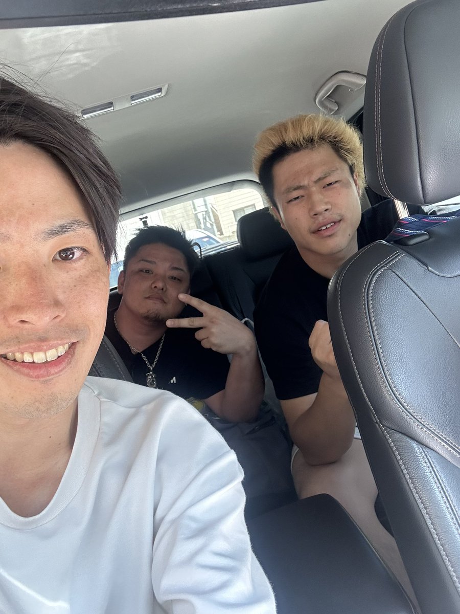 日帰り予定が2泊3日に。
最高の思い出でした。