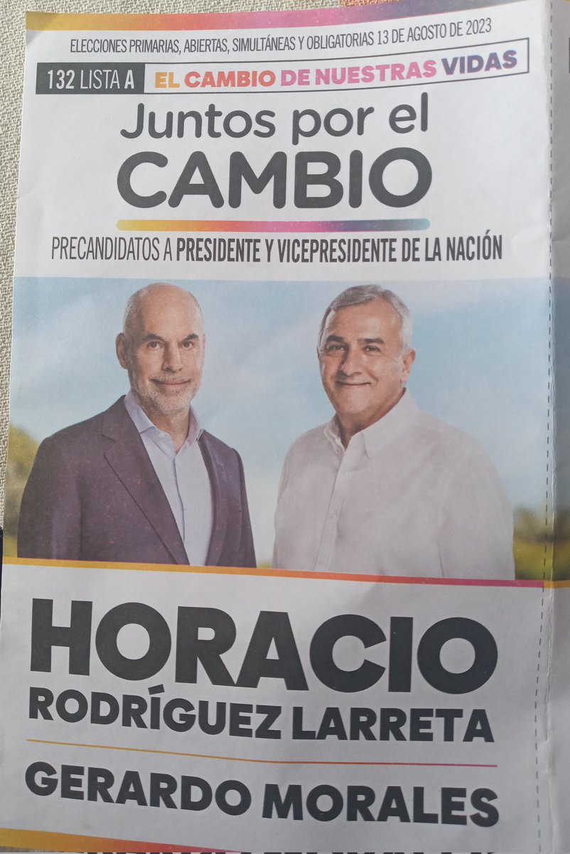 SimioliMary's tweet photo. Sigamos Haciendo el Cambio éste 13 de agosto Votamos Lista COMPLETA!!! @valerialange1 @gabagr @FedericoTrombo7 @horaciorlarreta @claudiojpoggi https://t.co/LbnFEqmgG2