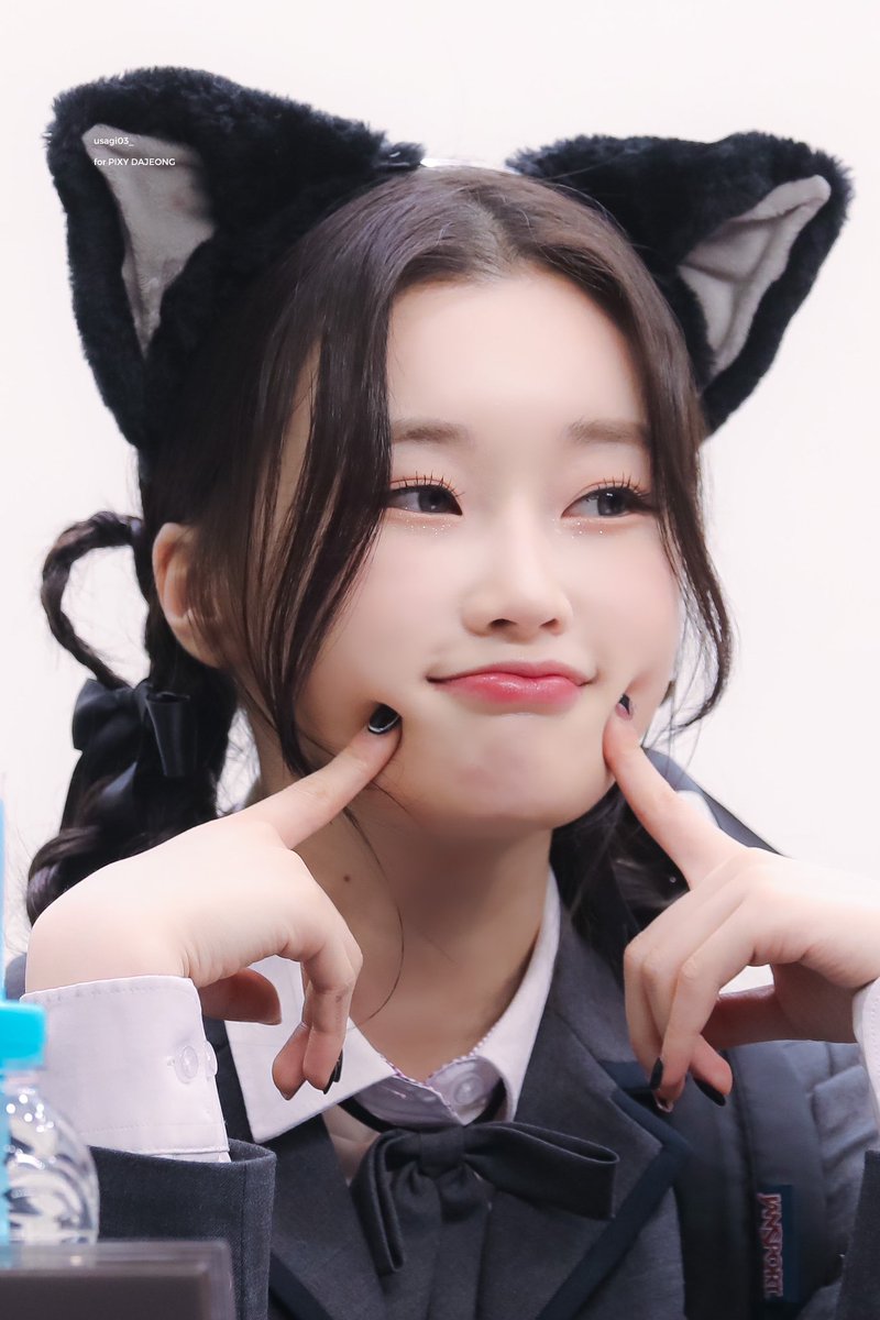 usagi03_'s tweet photo. 230318 #다정 🐰🤍

생일 진짜 진짜 많이 축하해🎂💗

#HAPPYDAJEONGDAY
#픽시 #PIXY #DAJEONG #정다정 https://t.co/r8aTYGYFLE