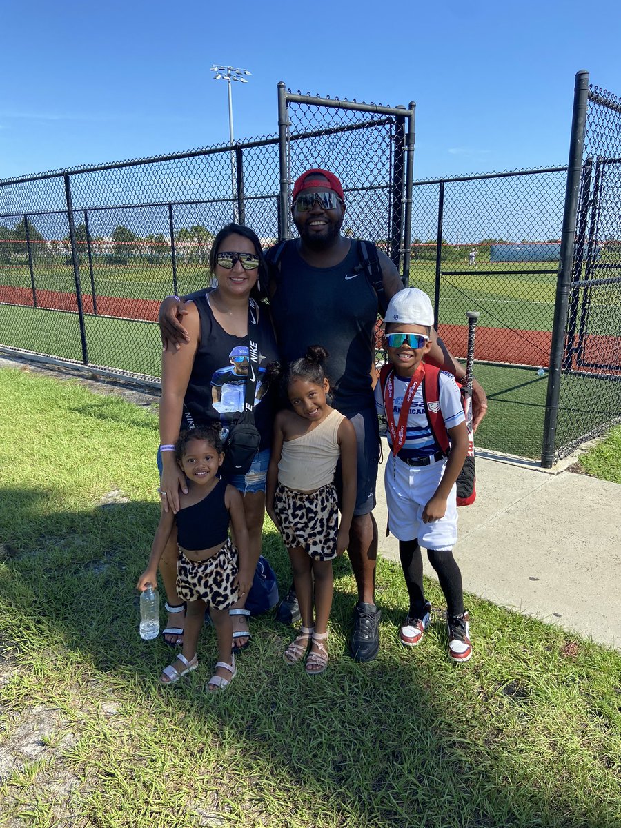The1CarterJ's tweet photo. Going home with some hardware! @USSSAAAG has been a great experience and I’m blessed to have been able to attend…3rd place 8U isn’t a bad place to start! #CarterJair #OutfieldSuperman #MissingTexas https://t.co/4y2wELig6U