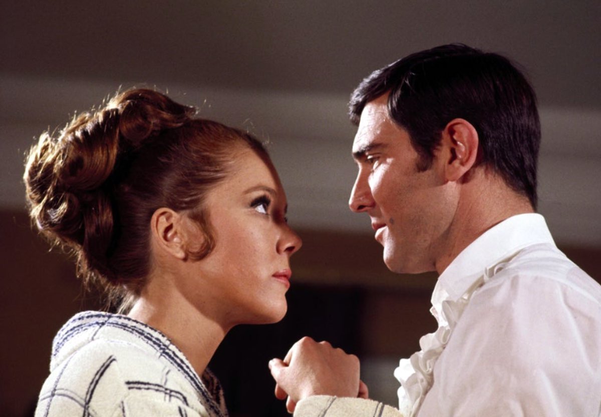 Really, 007! tweet media