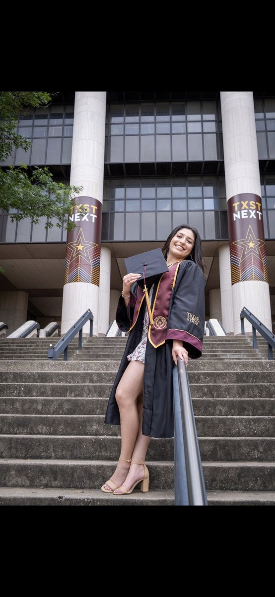 Bec_004's tweet photo. Soon to be Alum 👩🏽‍🎓 https://t.co/nooKmdbt9U