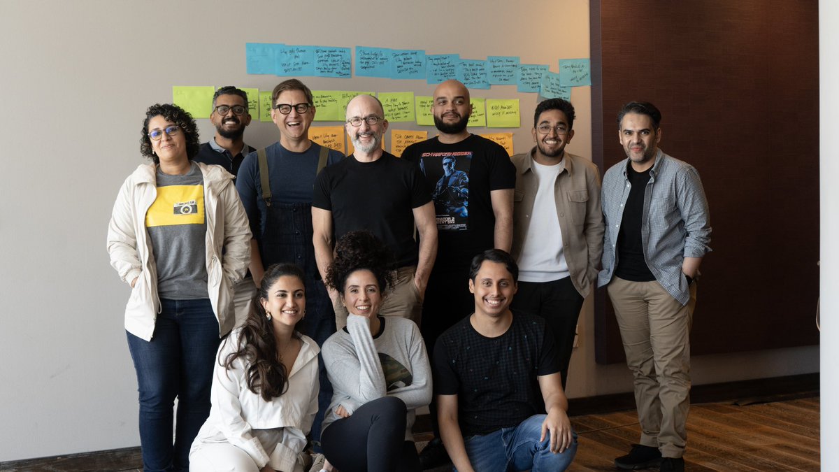 أطلق معمل المسلسلات؛ أحد برامج #معامل_البحر_الأحمر، ورشته الثانية في لوس أنجلوس هذا الشهر، حيث تمكّن الكُتّاب المشاركون من تطوير نصوصهم الدراميّة بإشراف من خبراء في الكتابة. وتضمّنت الورشة محاضرات حصرية مع نخبة من خبراء الصناعة ومقدمي البرامج التلفزيونية.