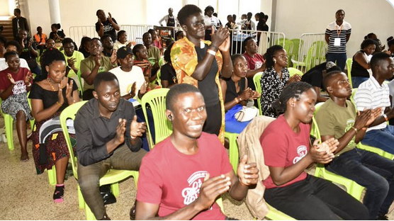 ntvuganda's tweet photo. The highly anticipated Phaneroo's #ClapForJesusWorldRecord competition commenced at 3:48 pm, and believers are diligently clapping until three hours and 16 minutes elapse. The rules include keeping phones on silent mode, remaining in one position, refraining from taking bathroom breaks among others. #MonitorUpdates

#NTVNews
